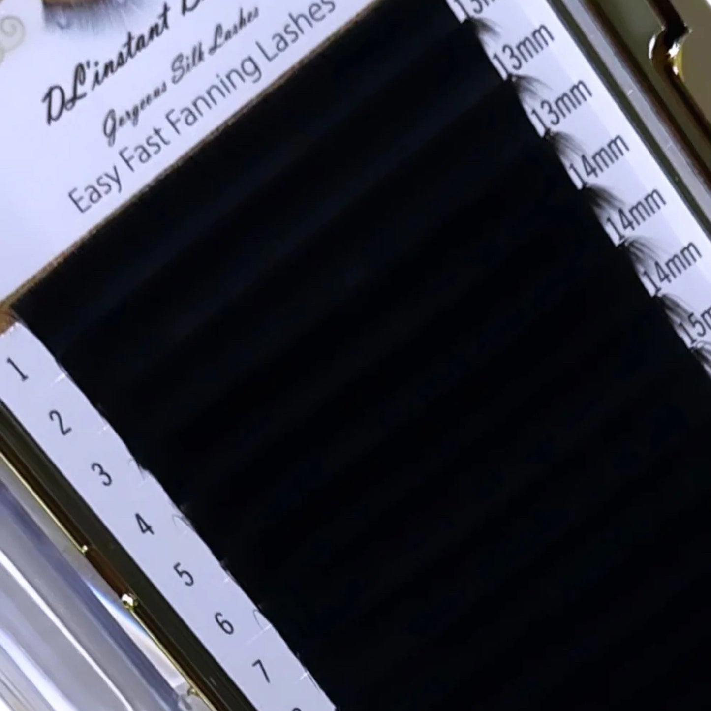 Easy Fast Fanning Lashes